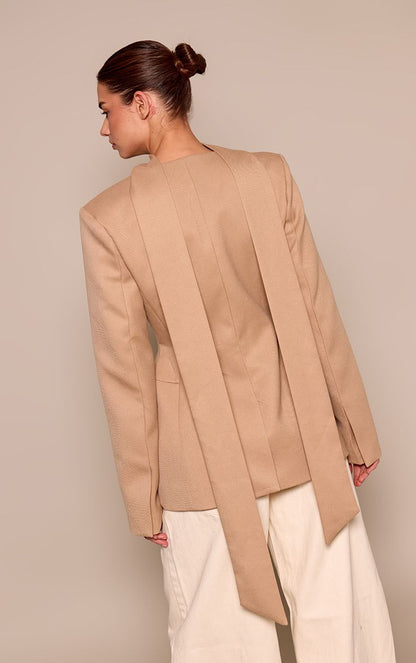 https://mediahub.prettylittlething.com/cnp2121_taupe_xl_1