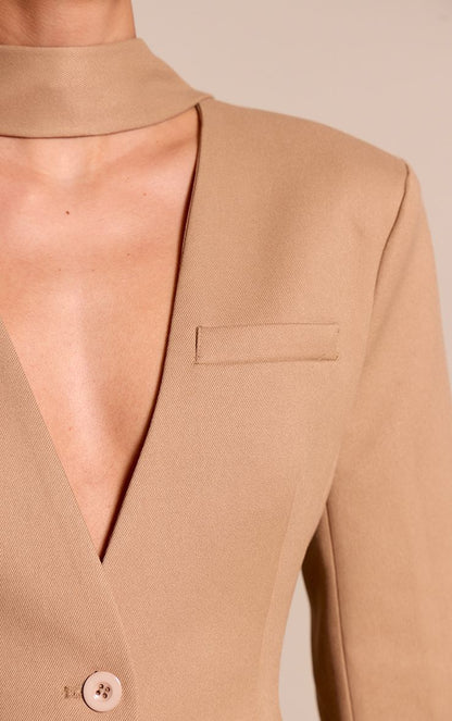 https://mediahub.prettylittlething.com/cnp2121_taupe_xl_3