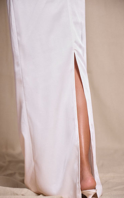 https://mediahub.prettylittlething.com/cnp2177_white_xl_3