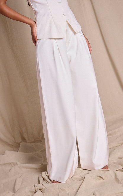 https://mediahub.prettylittlething.com/cnp2191_white_xl_1