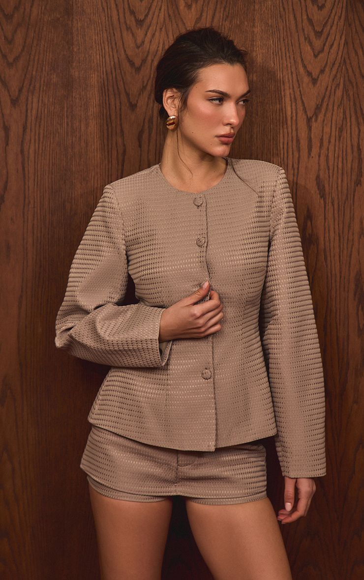 https://mediahub.prettylittlething.com/cnp2210_taupe_xl_4