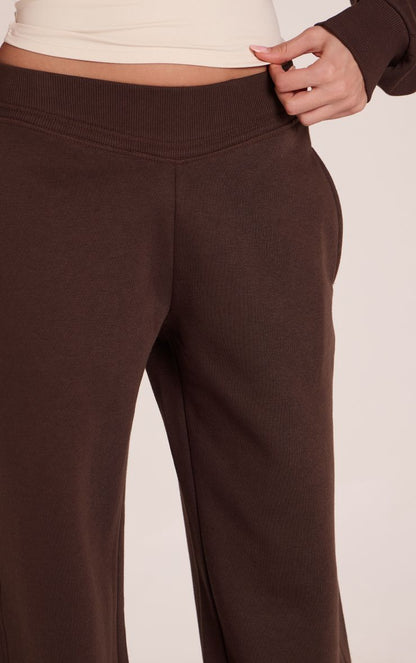 https://mediahub.prettylittlething.com/cnp2254_chocolate_xl_3