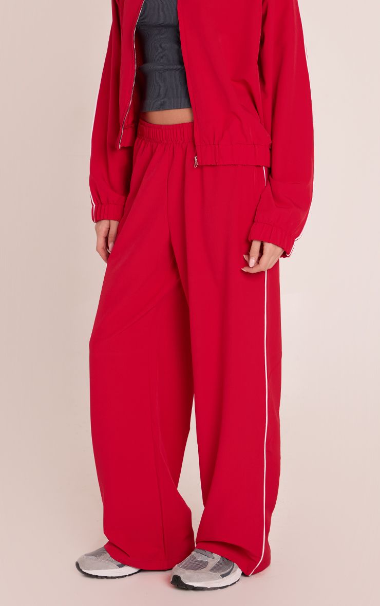https://mediahub.prettylittlething.com/cnp2257_red_xl_1