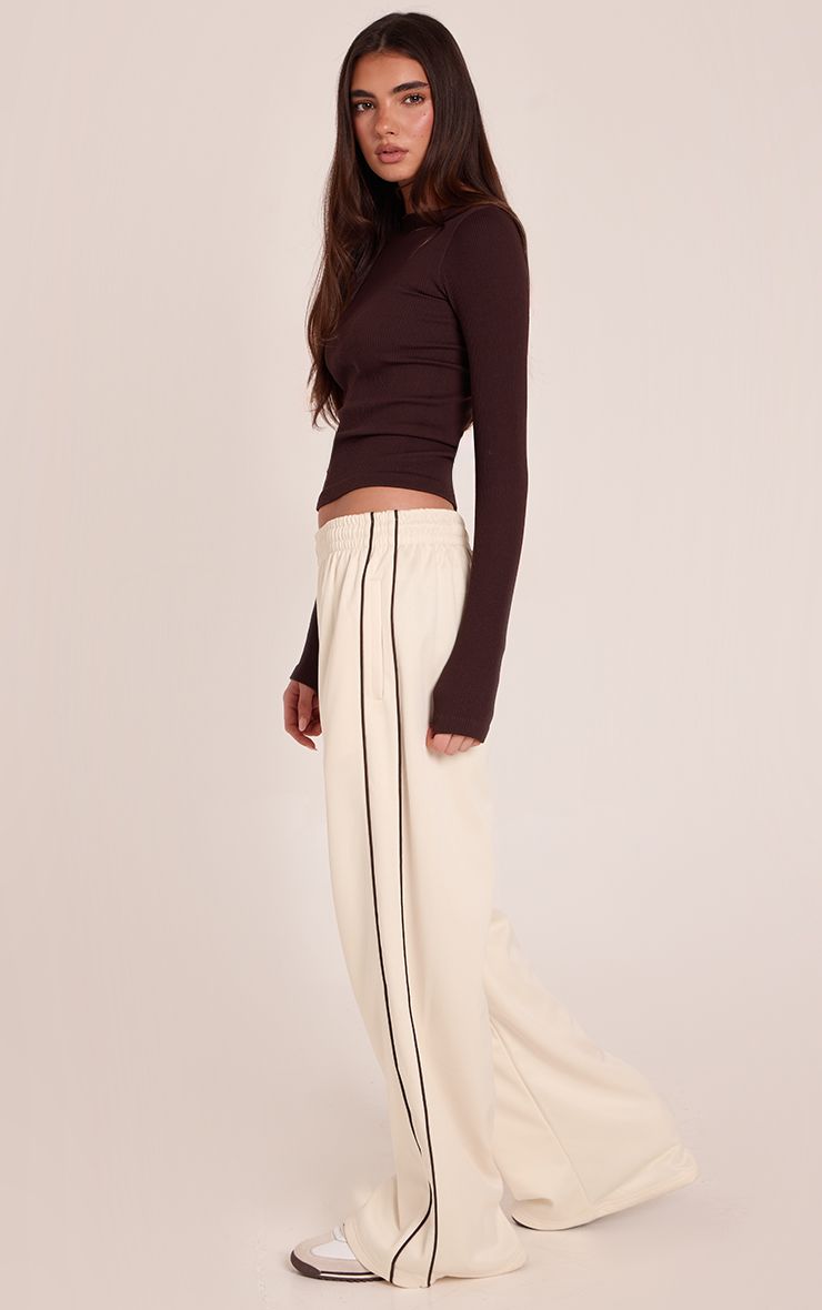 https://mediahub.prettylittlething.com/cnp2262_cream_xl
