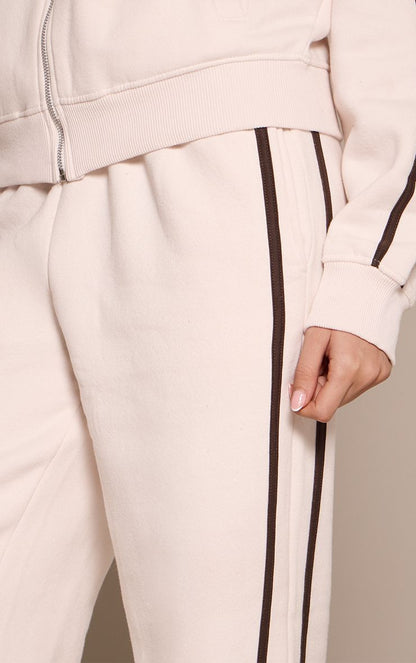 https://mediahub.prettylittlething.com/cnp2277_cream_xl_3