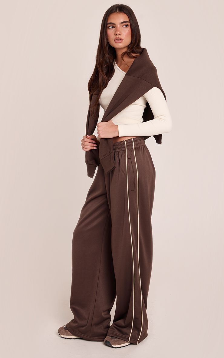 https://mediahub.prettylittlething.com/cnp2285_chocolate_xl_1