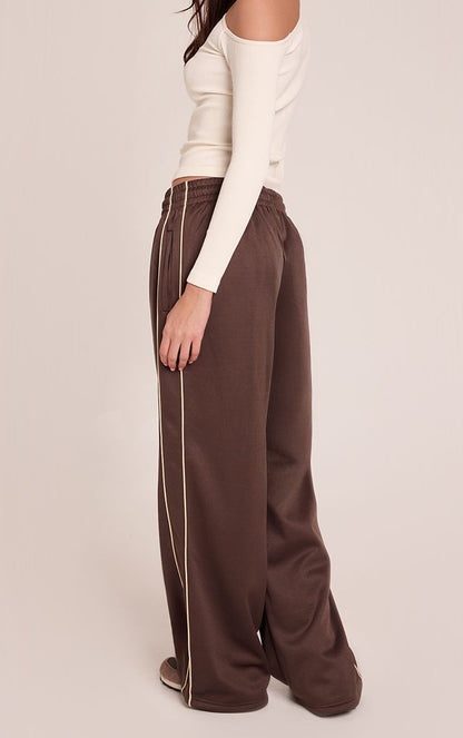 https://mediahub.prettylittlething.com/cnp2285_chocolate_xl_2