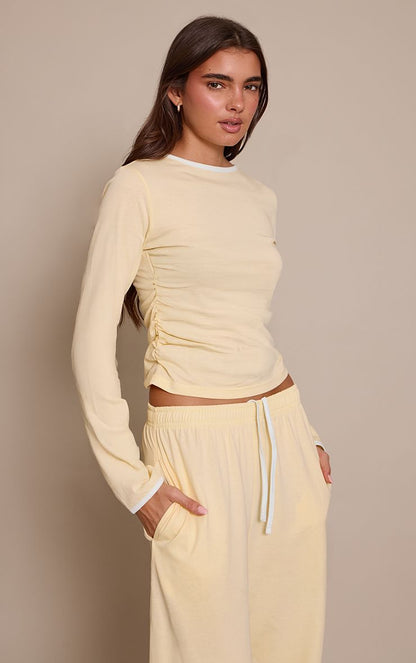 https://mediahub.prettylittlething.com/cnp2289_pale%20yellow_xl