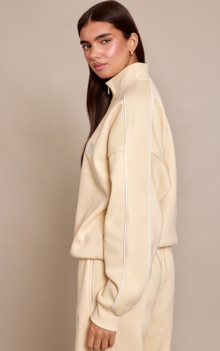 https://mediahub.prettylittlething.com/cnp2305_pale%20yellow_xl_1