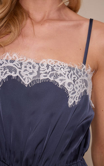https://mediahub.prettylittlething.com/cnp2361_navy_xl_3