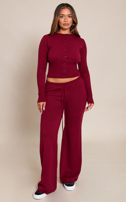 https://mediahub.prettylittlething.com/cnp2560_wine_xl