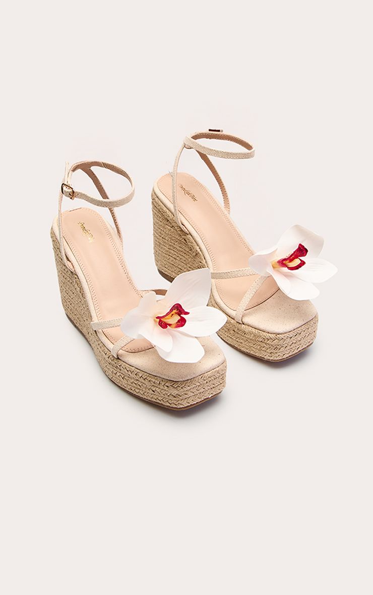 https://mediahub.prettylittlething.com/cnp2632_cream_xl_3
