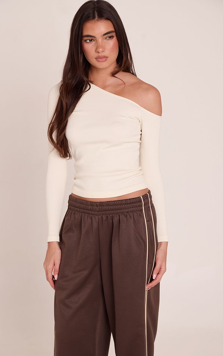https://mediahub.prettylittlething.com/cnp2635_cream_xl