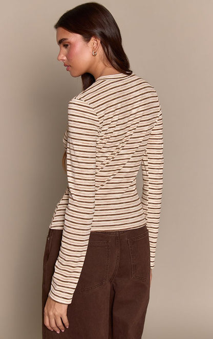 https://mediahub.prettylittlething.com/cnp2647_light%20brown_xl_1