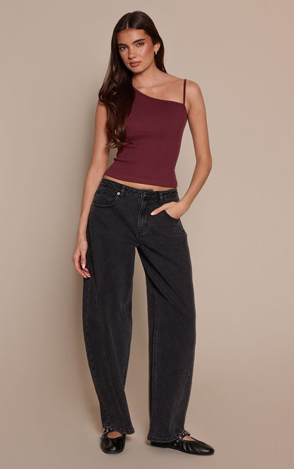 https://mediahub.prettylittlething.com/cnp2720_wine_xl_2