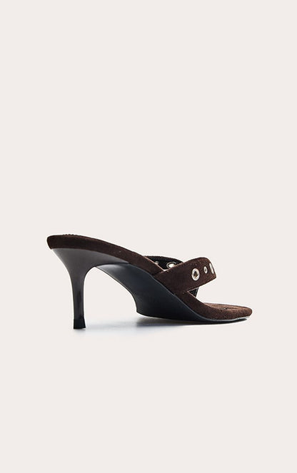 https://mediahub.prettylittlething.com/cnp2742_chocolate_xl_3