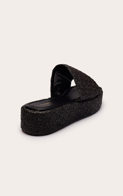 https://mediahub.prettylittlething.com/cnp2813_black_xl_3