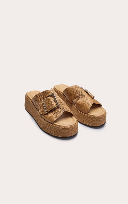 https://mediahub.prettylittlething.com/cnp2817_natural_xl_2