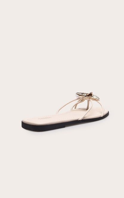 https://mediahub.prettylittlething.com/cnp2850_cream_xl_3