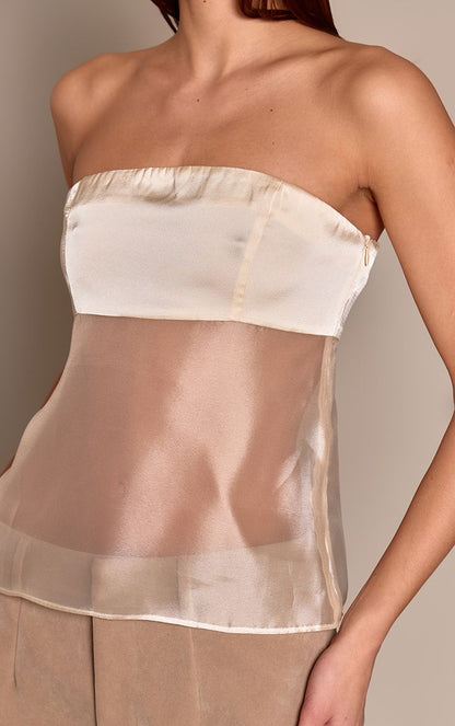 https://mediahub.prettylittlething.com/cnp2878_cream_xl_3