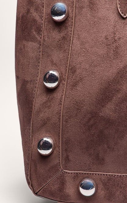 https://mediahub.prettylittlething.com/cnp2893_chocolate_xl_4