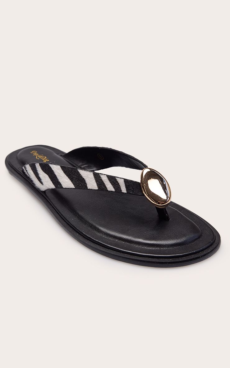 https://mediahub.prettylittlething.com/cnp2951_zebra_xl_4