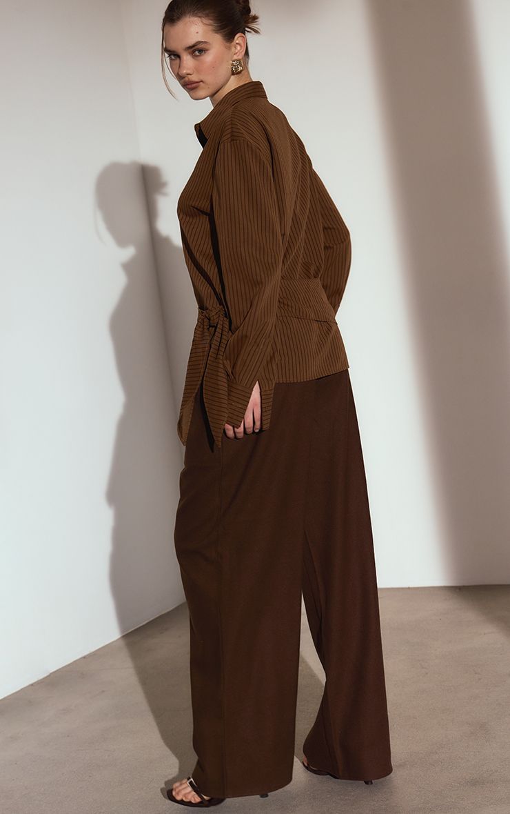 https://mediahub.prettylittlething.com/cnp2953_chocolate_xl_2