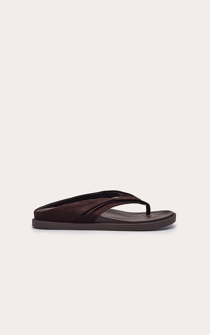 https://mediahub.prettylittlething.com/cnp2954_chocolate_xl_1