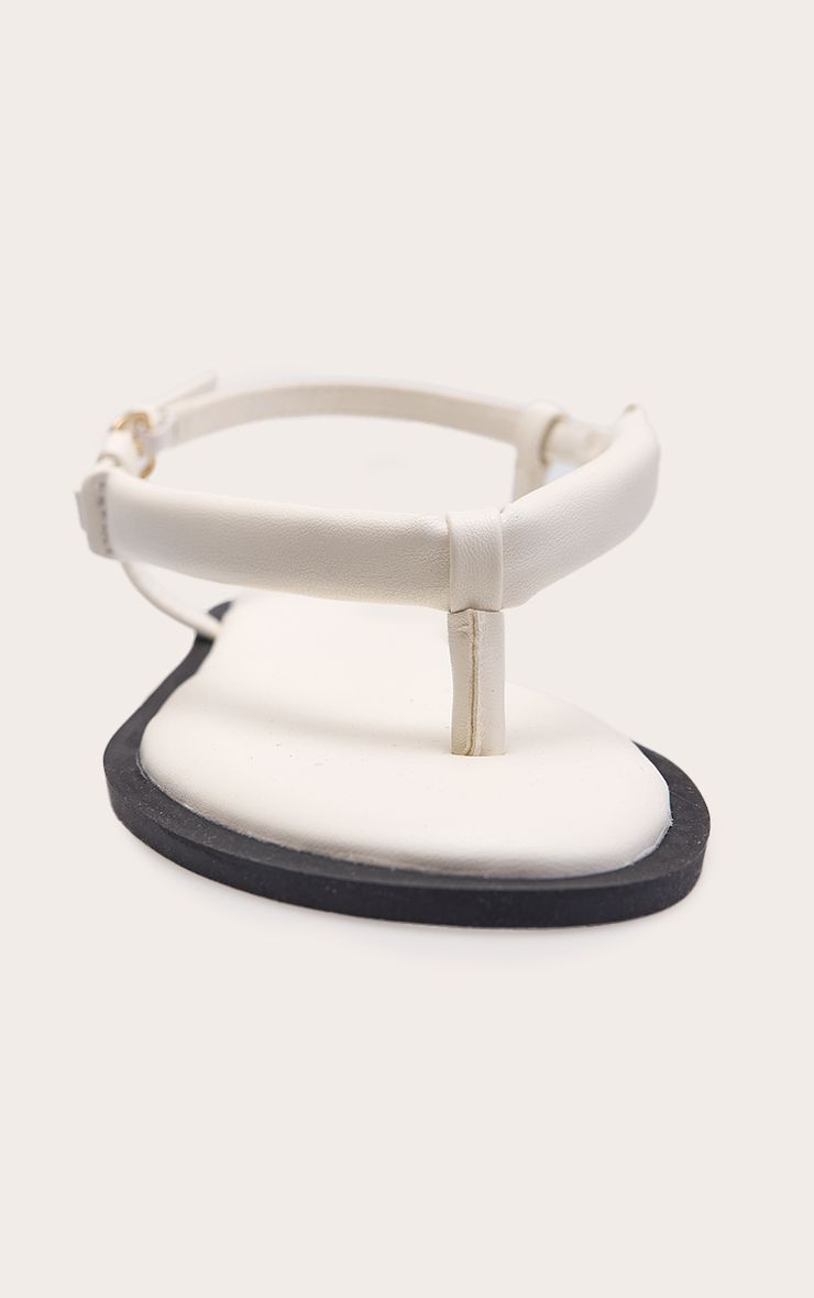 https://mediahub.prettylittlething.com/cnp2958_cream_xl_4