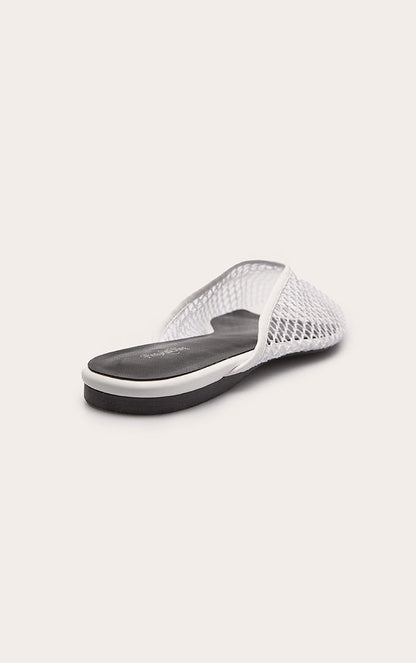 https://mediahub.prettylittlething.com/cnp2978_white_xl_3