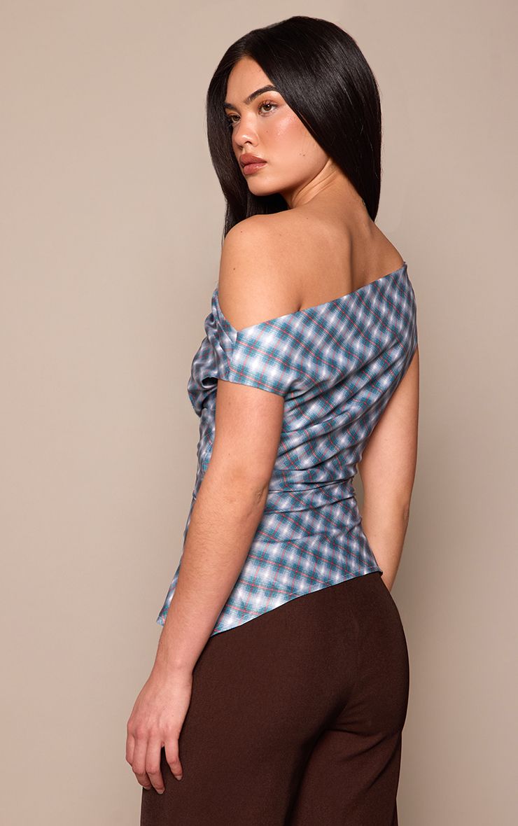 https://mediahub.prettylittlething.com/cnp3005_blue_xl_1