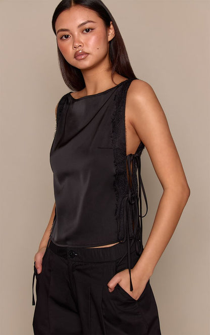 https://mediahub.prettylittlething.com/cnp3019_black_xl