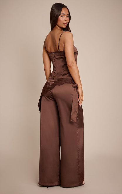 https://mediahub.prettylittlething.com/cnp3022_chocolate_xl_2
