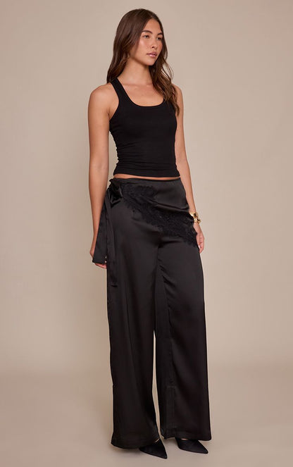 https://mediahub.prettylittlething.com/cnp3024_black_xl_1