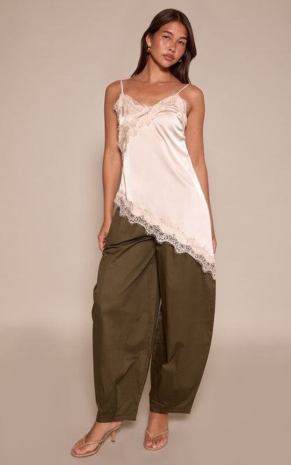 https://mediahub.prettylittlething.com/cnp3075_khaki_xl