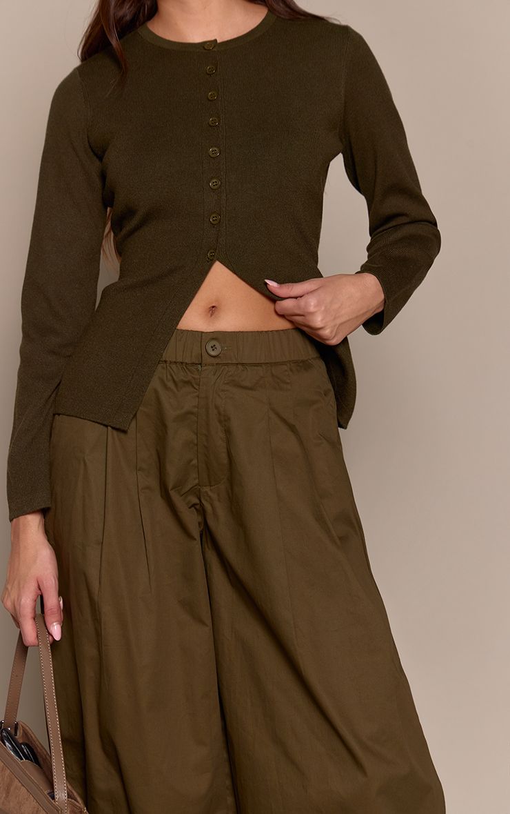 https://mediahub.prettylittlething.com/cnp3075_khaki_xl_3