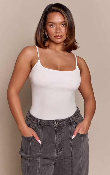 https://mediahub.prettylittlething.com/cnp3085_white_xl