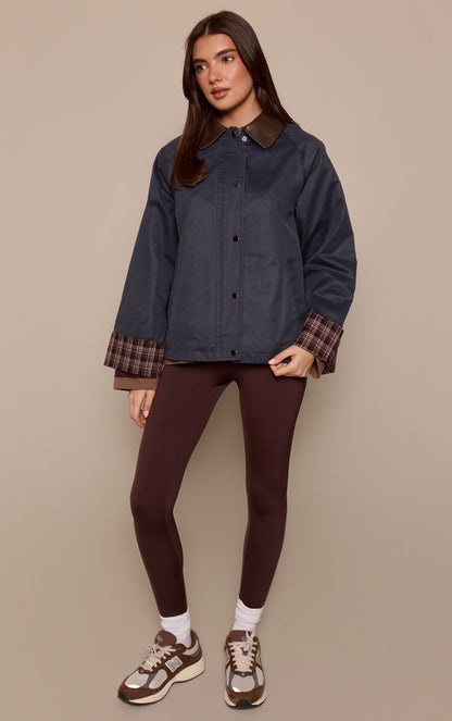 https://mediahub.prettylittlething.com/cnp3102_navy_xl_2
