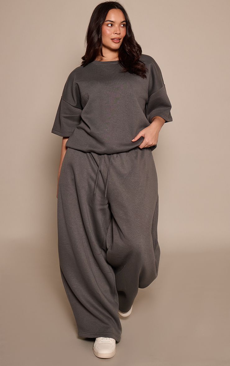 https://mediahub.prettylittlething.com/cnp3108_charcoal_xl_2