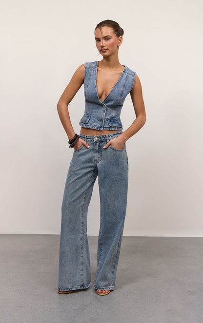 https://mediahub.prettylittlething.com/cnp3196_mid%20blue%20wash_xl_3