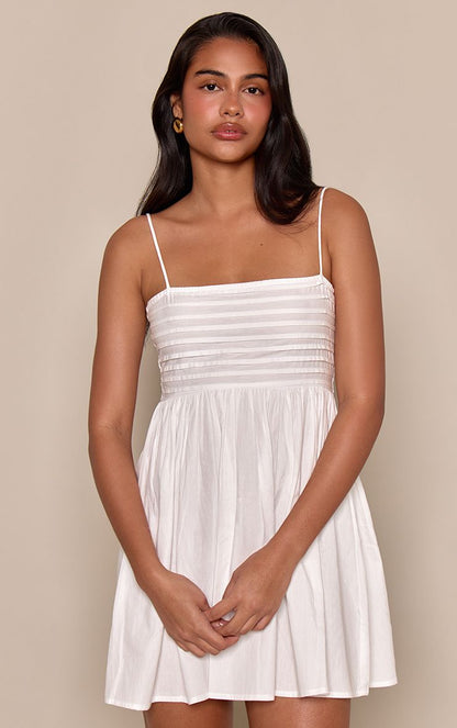 https://mediahub.prettylittlething.com/cnp3403_white_xl