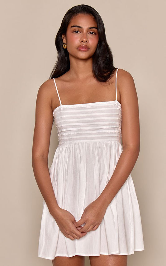 https://mediahub.prettylittlething.com/cnp3403_white_xl
