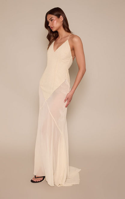 https://mediahub.prettylittlething.com/cnp3427_champagne_xl_2