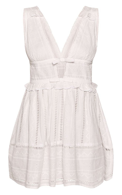 https://mediahub.prettylittlething.com/cnp3473_white_xl_4