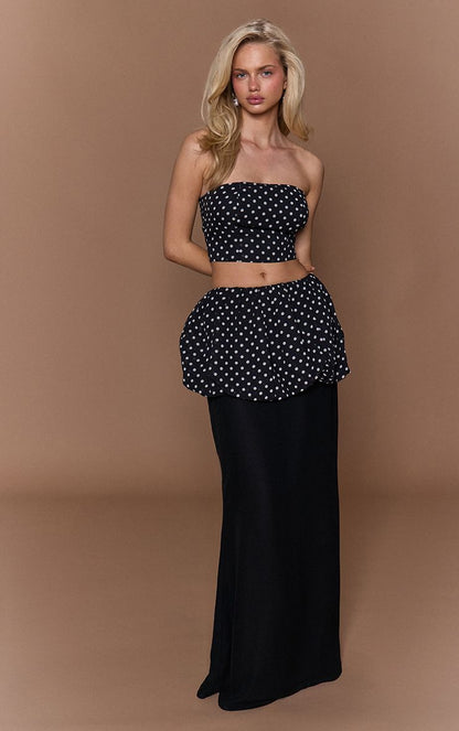 https://mediahub.prettylittlething.com/cnp3504_black_xl_3