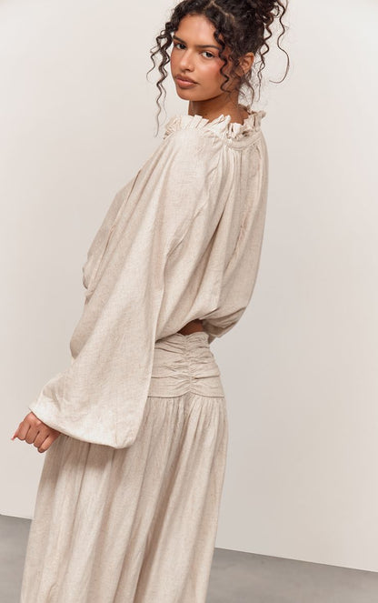 https://mediahub.prettylittlething.com/cnp3554_beige_xl_1