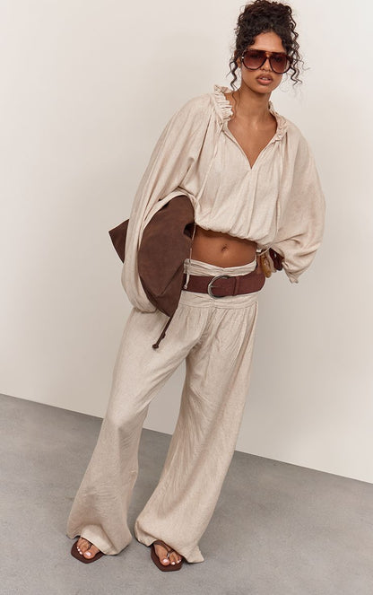 https://mediahub.prettylittlething.com/cnp3554_beige_xl_2