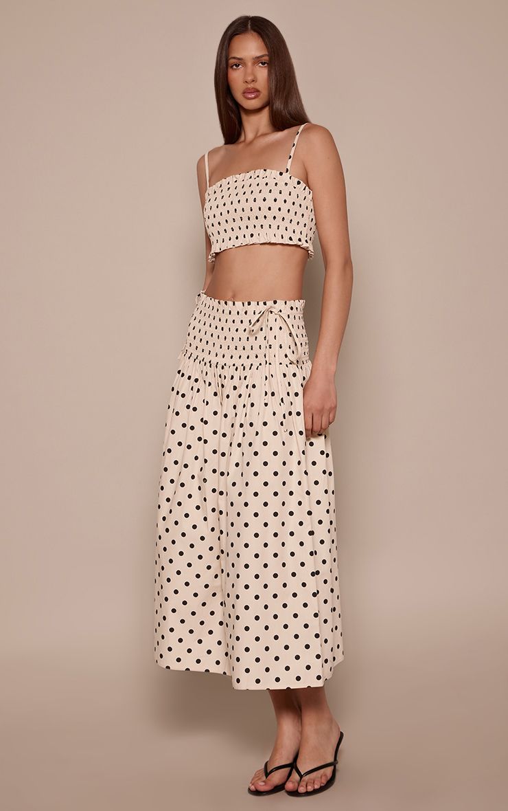 https://mediahub.prettylittlething.com/cnp3570_butter%20cream_xl_2