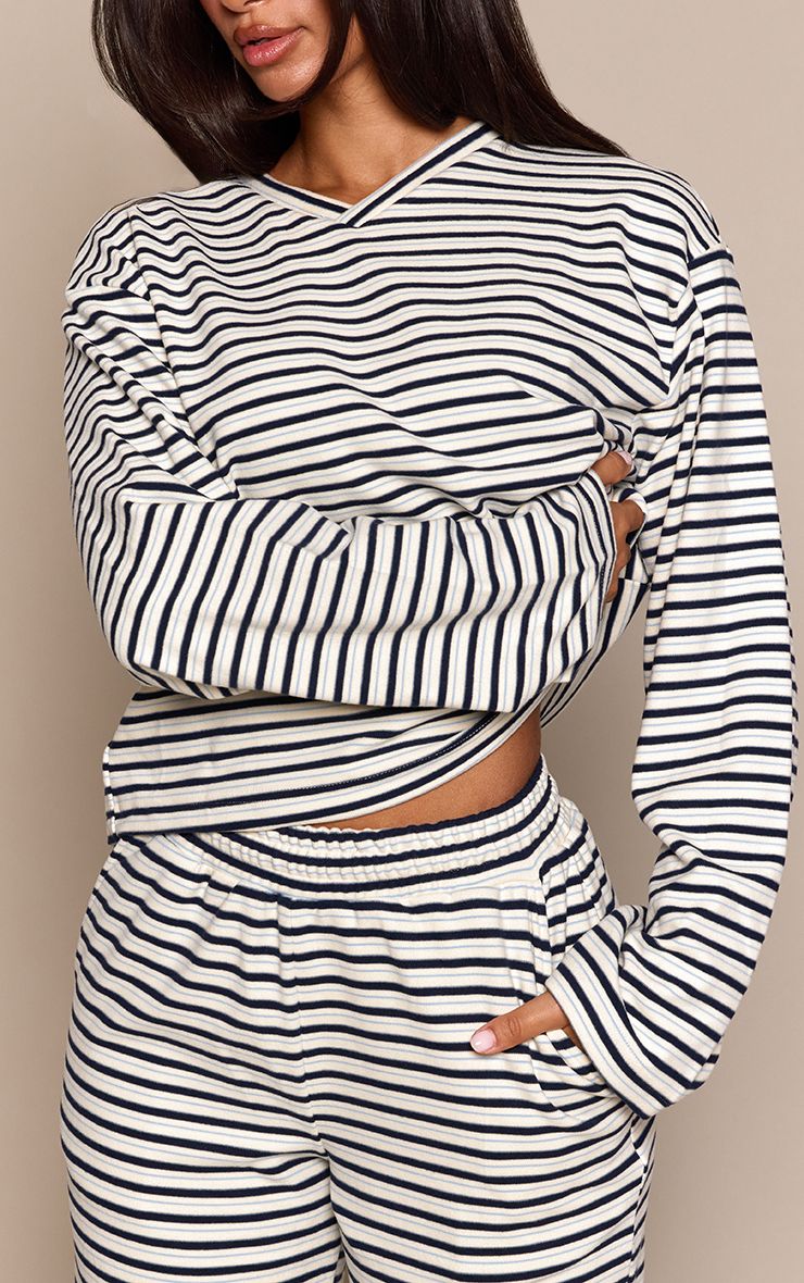 https://mediahub.prettylittlething.com/cnp3752_cream_xl_3