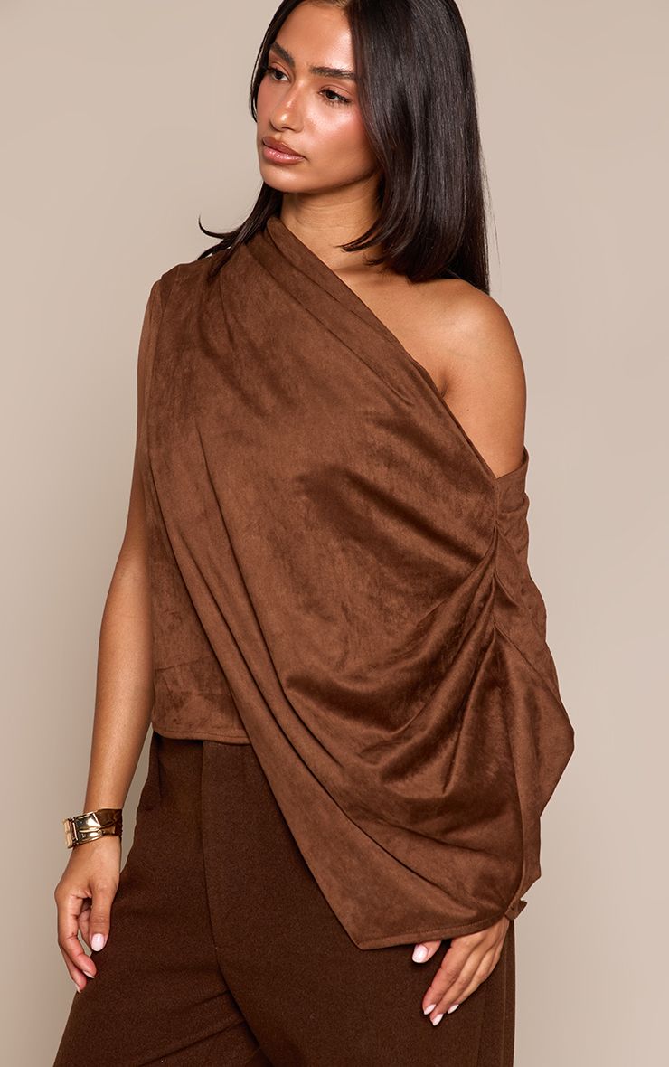 https://mediahub.prettylittlething.com/cnp3757_chocolate_xl_3